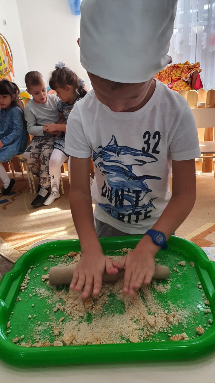 Готовим пироженки ❤️. Детский сад «Эврика»