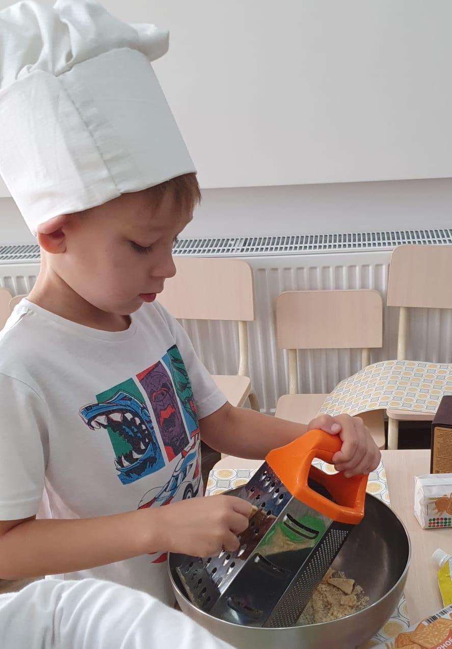 Готовим пироженки ❤️. Детский сад «Эврика»