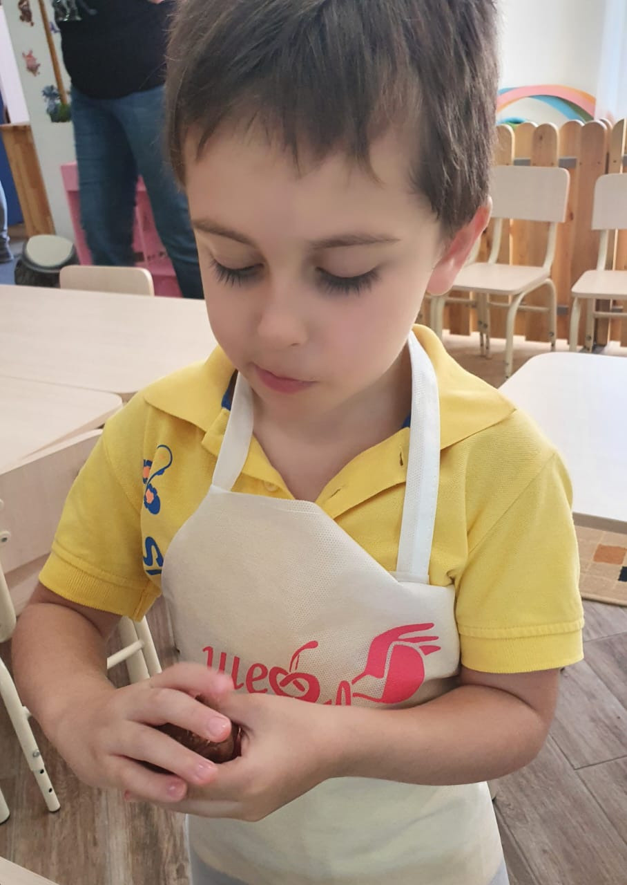 Готовим пироженки ❤️. Детский сад «Эврика»