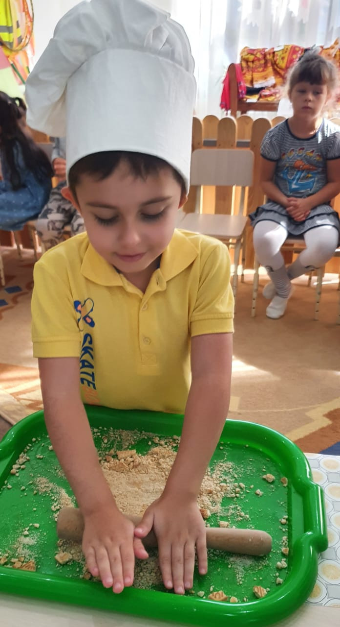 Готовим пироженки ❤️. Детский сад «Эврика»