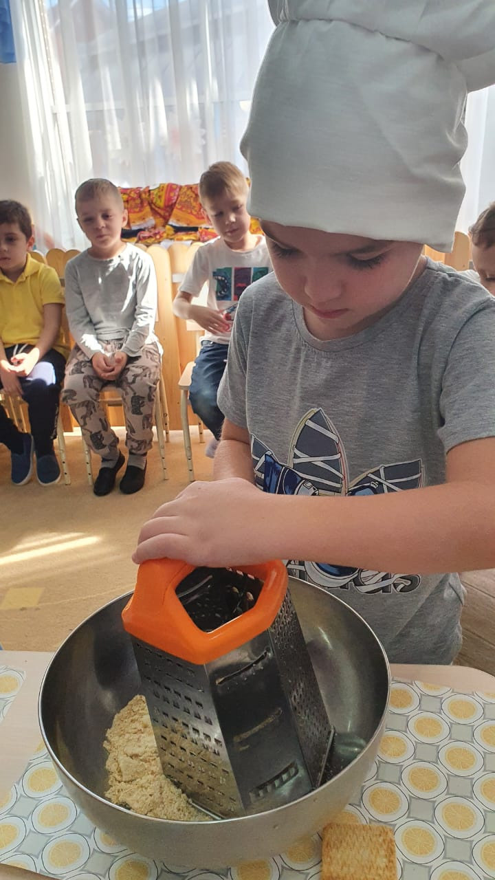 Готовим пироженки ❤️. Детский сад «Эврика»