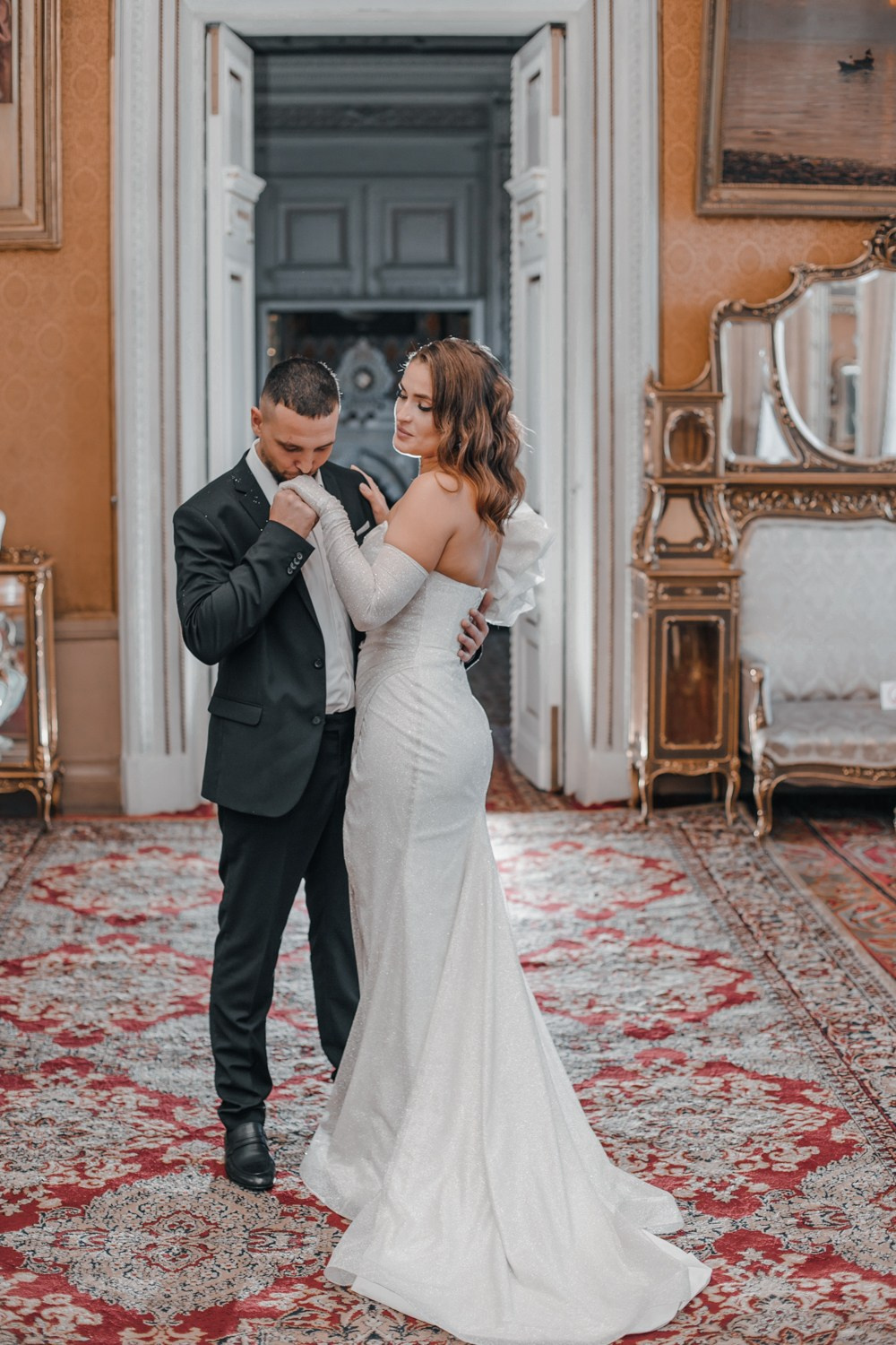 Свадебный фотограф в Санкт Петербурге, Москве. Фотограф крещение венчание в Петербурге! Помогает подобрать храм и посоветовал душевного батюшку в СПб