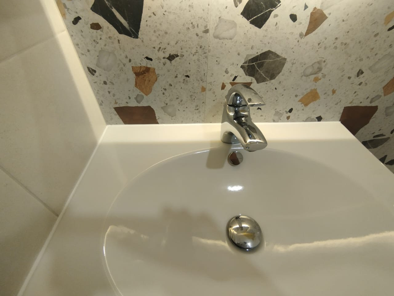 Ванная комната (ул. Кулахметова д. 15). Ремонт санузла, туалета, ванной под ключ в Казани. Укладка плитки