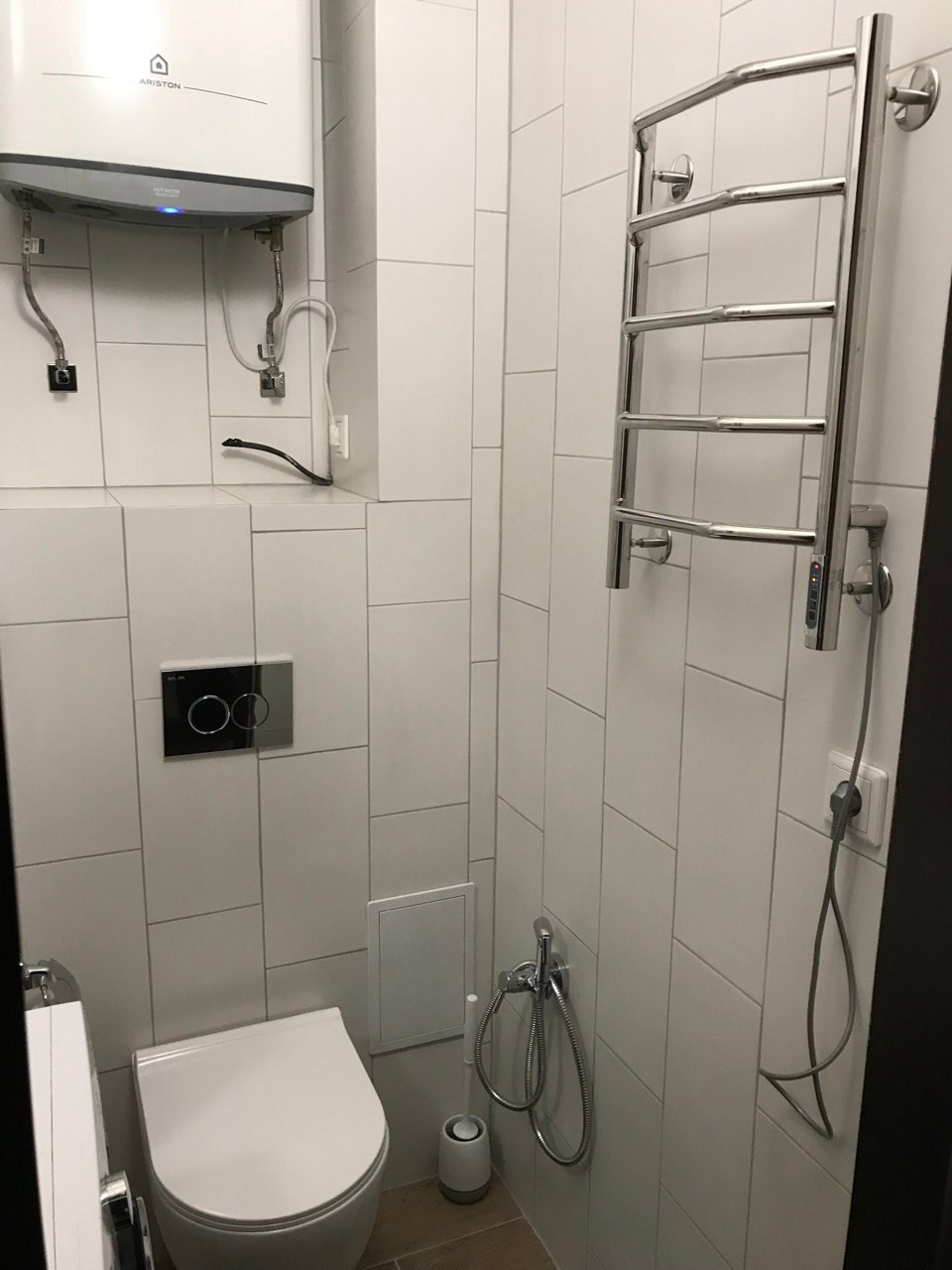 Ванная комната с раздельным гостевым санузлом (ул. А. Камалеева д. 16). Ремонт санузла, туалета, ванной под ключ в Казани. Укладка плитки