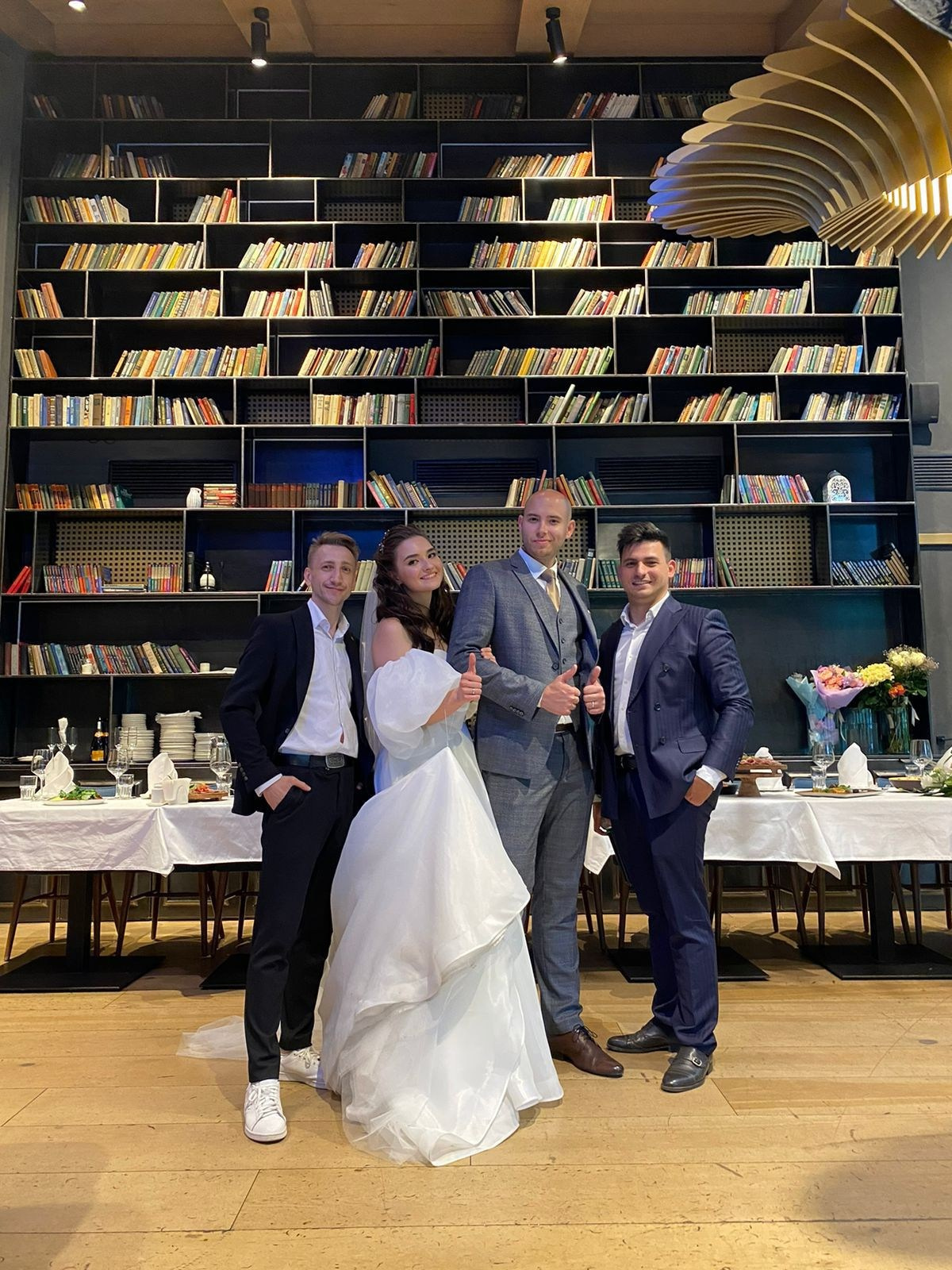 Ведущий Фотиади. Подрядчики и друзья сети свадебных площадок House for wedding