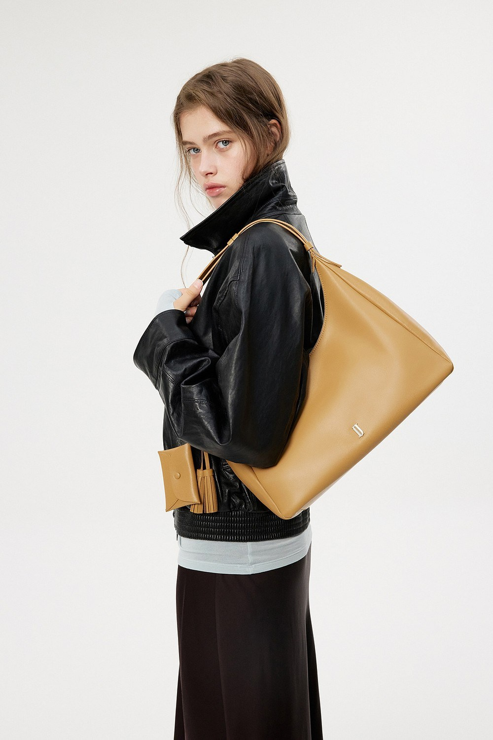 Alisa. Axis model management