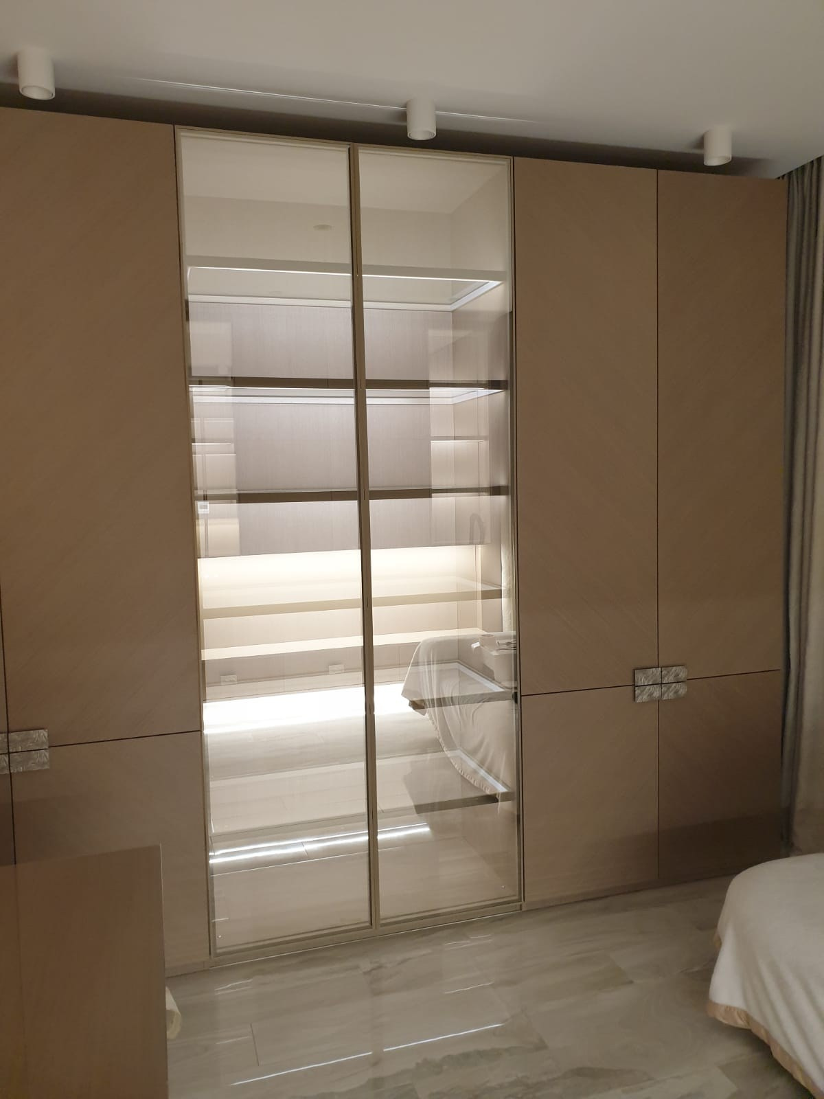 МЕБЕЛЬ. Студия дизайна интерьера в Москве Калараш Александр