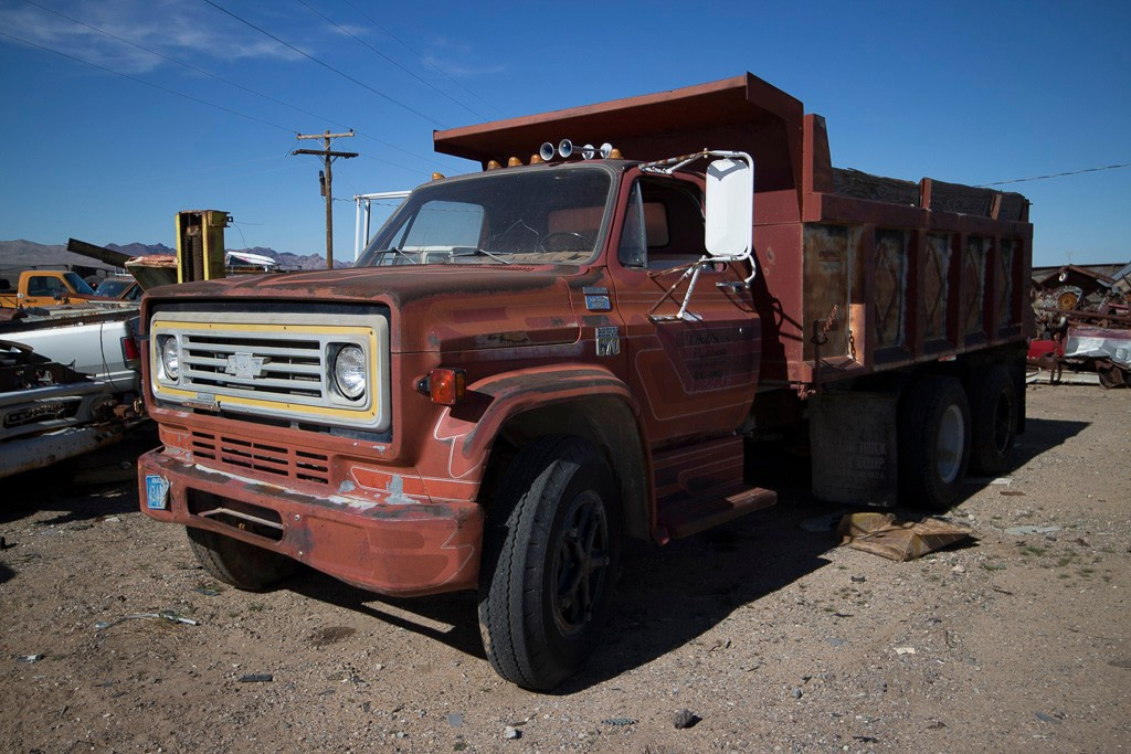 Ретро- авторазборка, США, 2013. Фотограф Василий Буланов