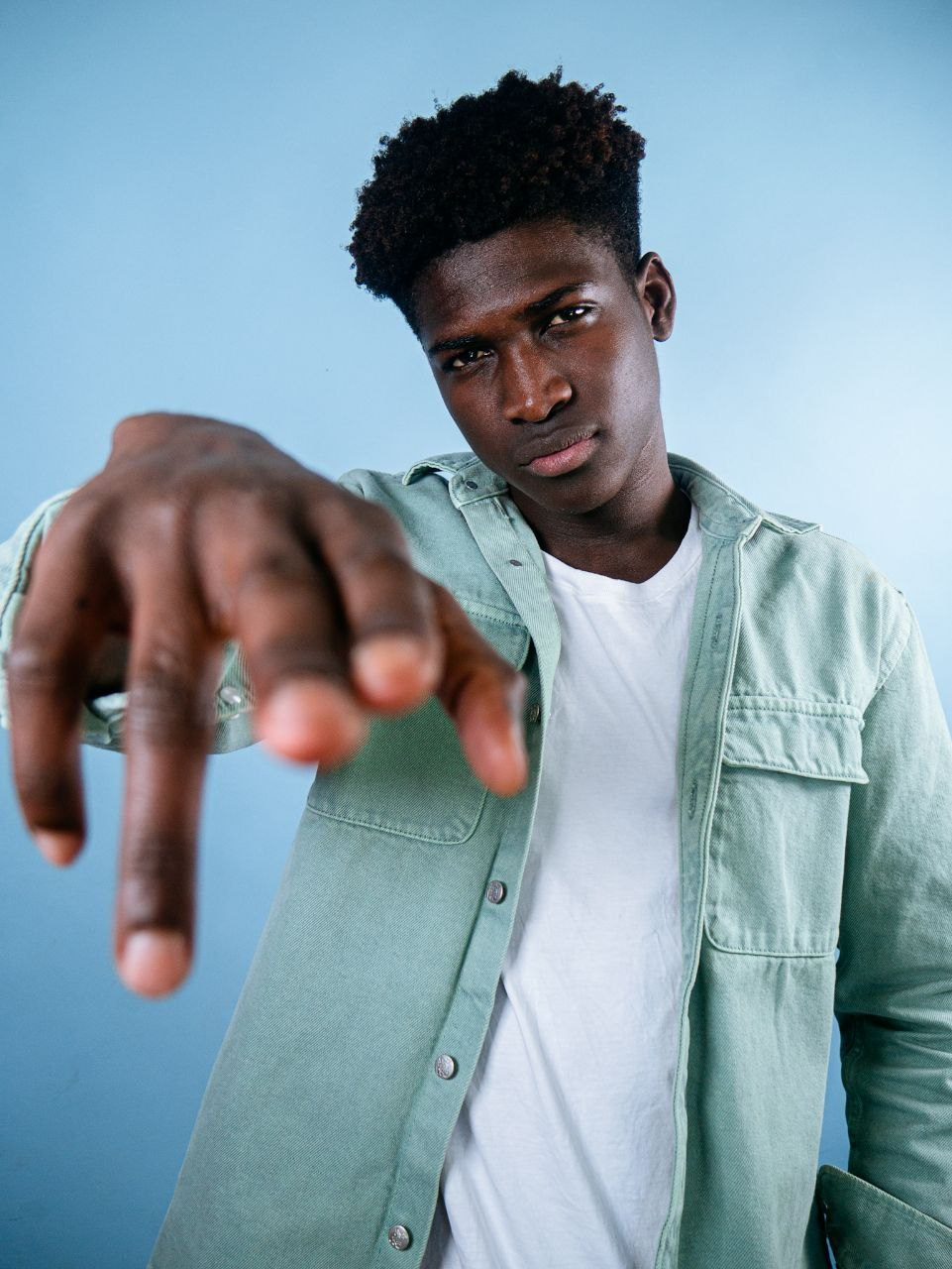 Сизей, 182 см. KED Production — продакшн из СПб. Создаём фото, видео и контент, который помогает брендам и селлерам продавать больше