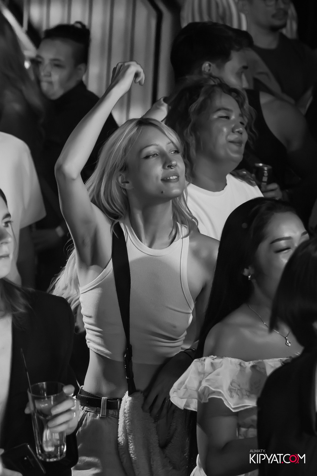 ОТКРЫТИЕ НОЧНОГО КЛУБА ICON. КИПЯТКОМ АЛМАТЫ!