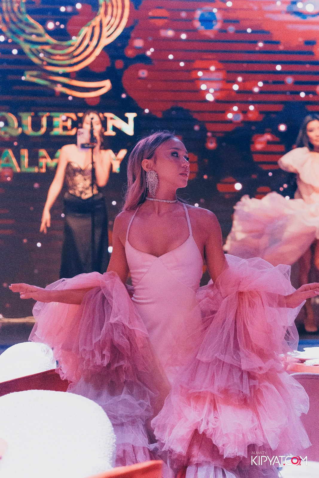 QUЕЕN. КИПЯТКОМ АЛМАТЫ!