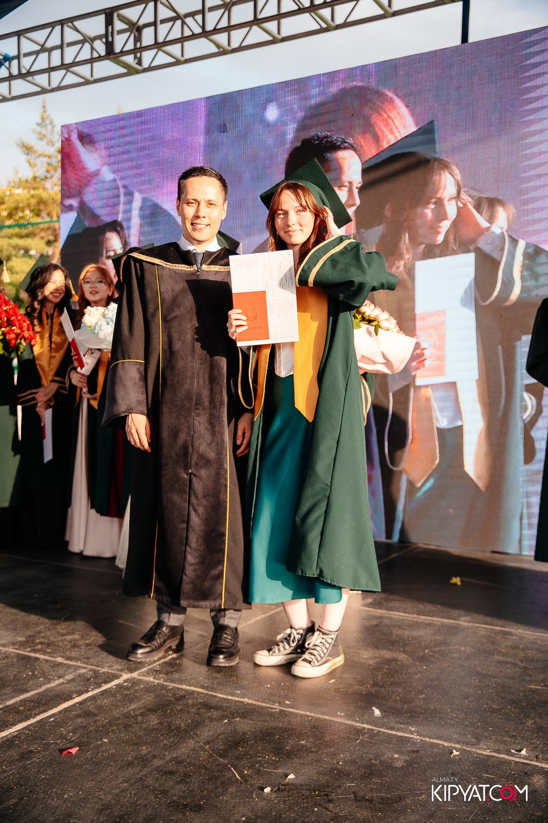 ВРУЧЕНИЕ ДИПЛОМОВ — НАРХОЗ КОЛЛЕДЖ. Part 3. КИПЯТКОМ АЛМАТЫ!