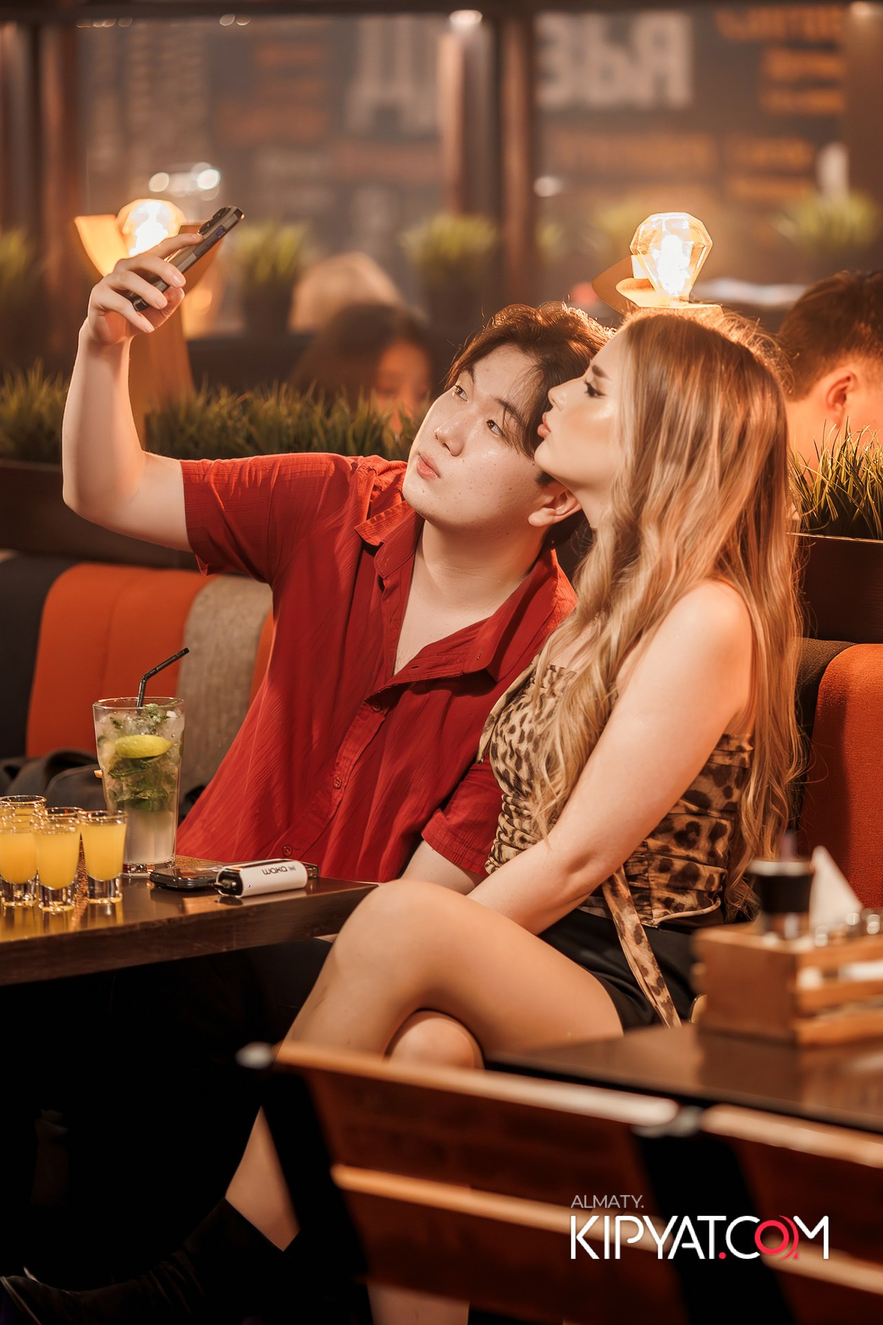 ШАШЛЫКОФФ. КИПЯТКОМ АЛМАТЫ!