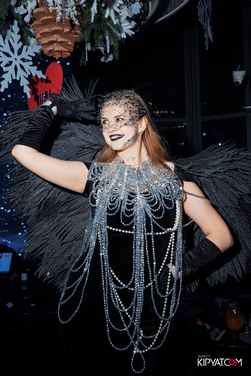 FRIENDS BAR & TERRACE. КИПЯТКОМ АЛМАТЫ!