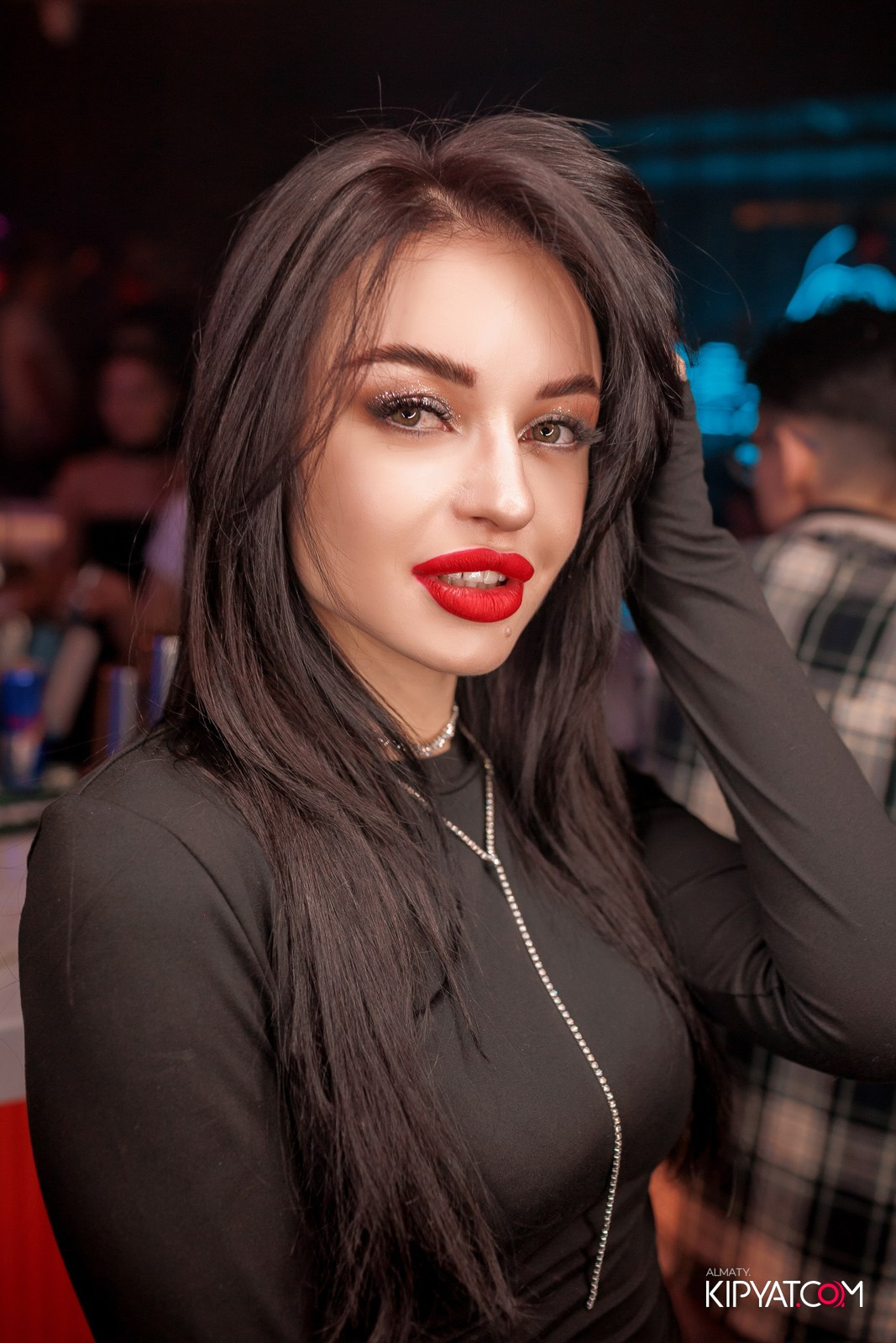 FITNESS ЁЛКА в ночном клубе SANTA BARBARA. КИПЯТКОМ АЛМАТЫ!