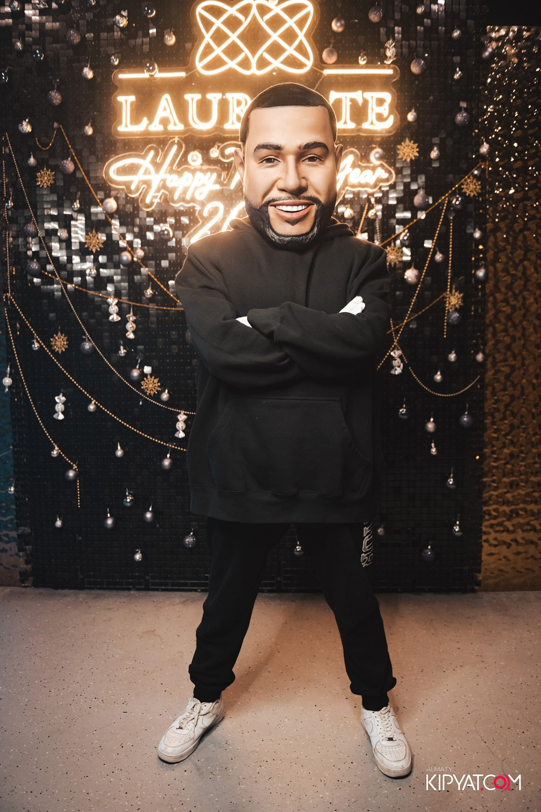 LAUREATE GRANDE CAFE. КИПЯТКОМ АЛМАТЫ!