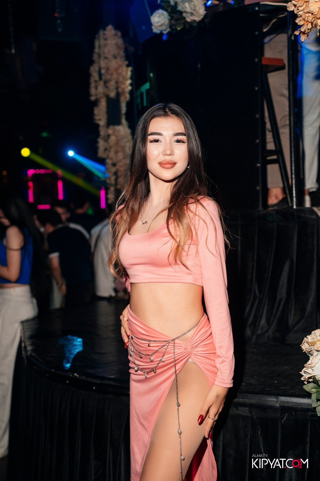 UYAT EMES BAR. КИПЯТКОМ АЛМАТЫ!