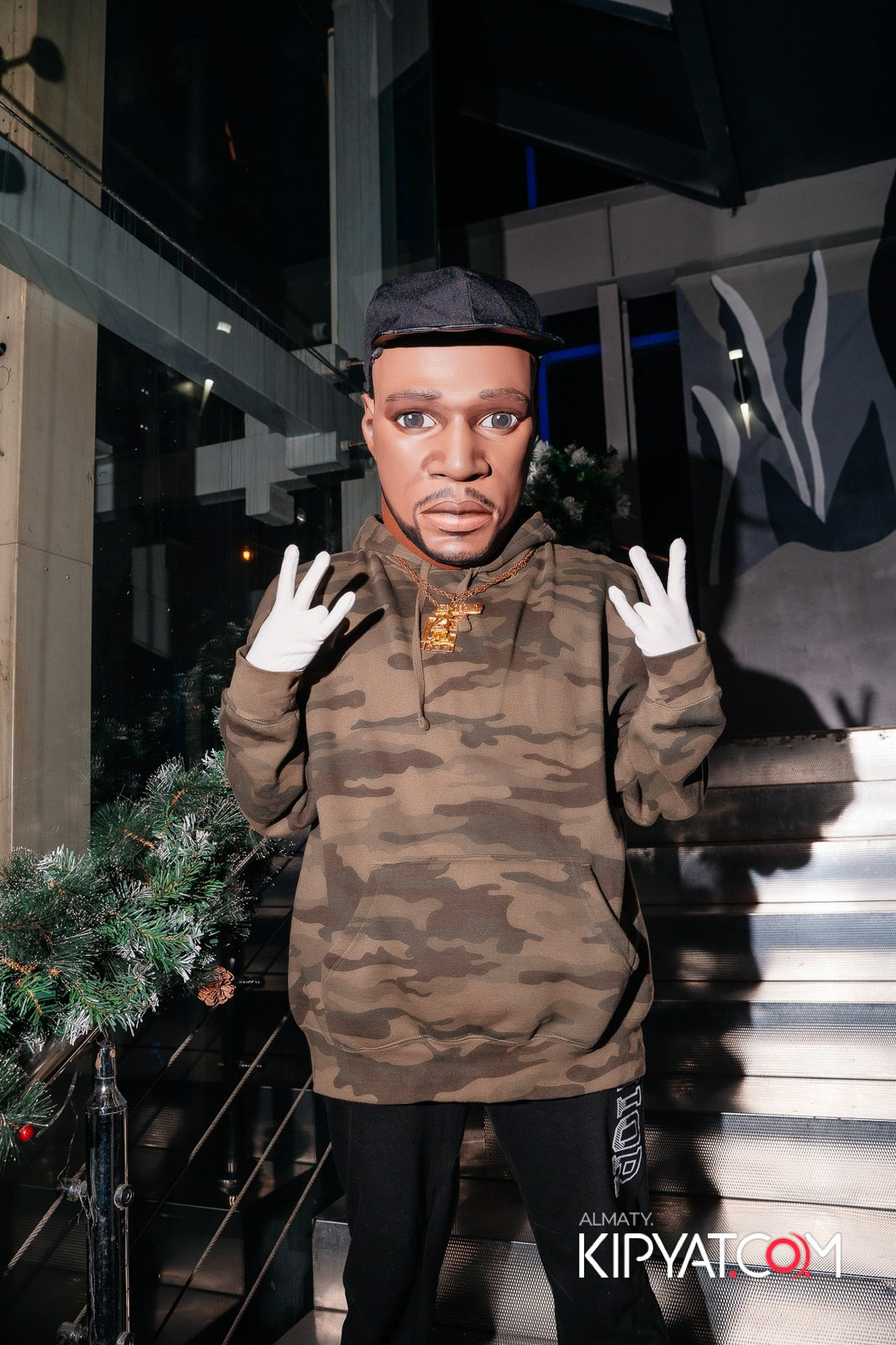 ДОРОГАЯ, Я НЕ ПИЛ. КИПЯТКОМ АЛМАТЫ!