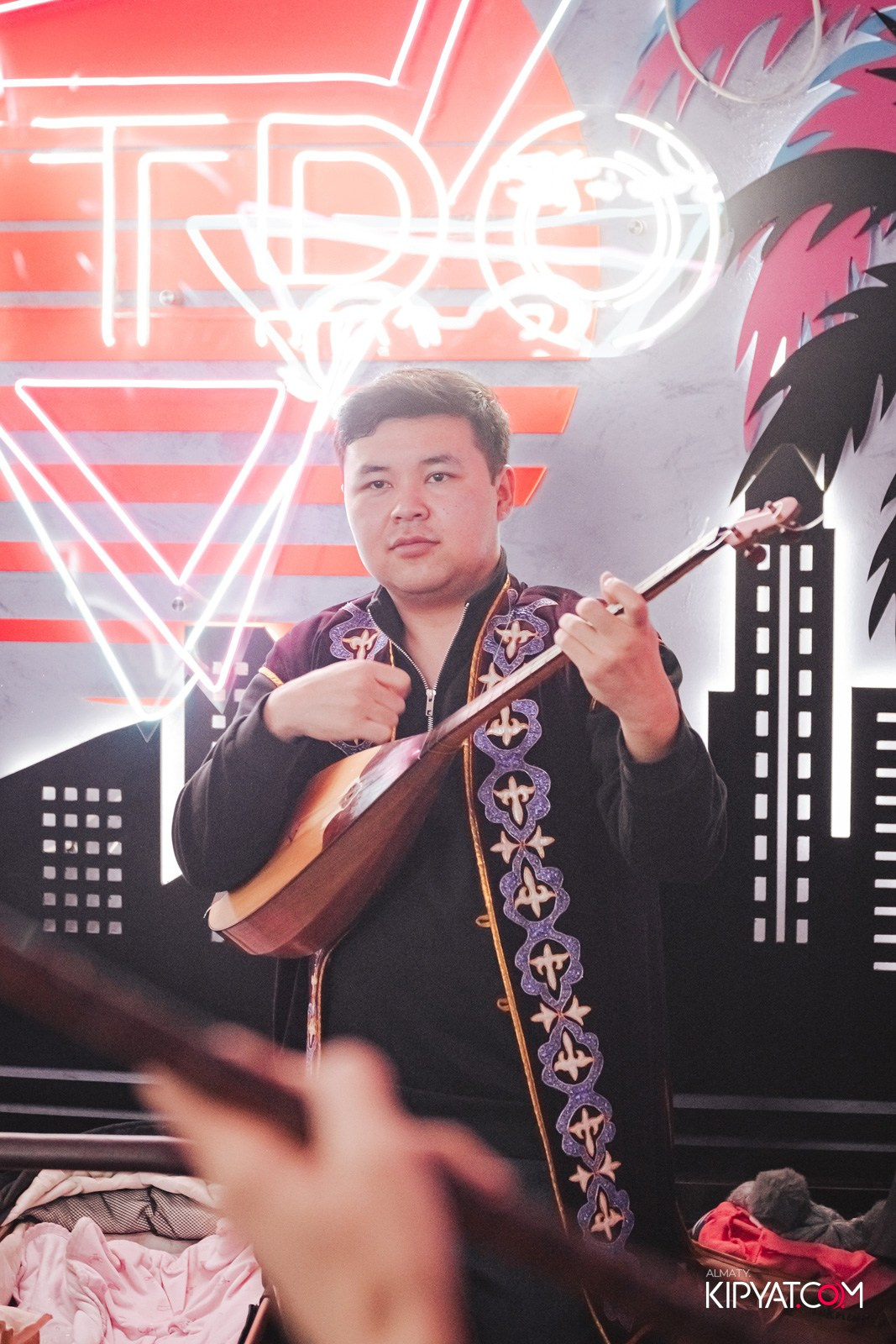 УХО И МЕДВЕДЬ НА ГАГАРИНА. КИПЯТКОМ АЛМАТЫ!