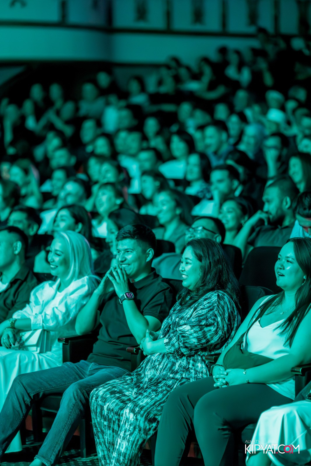 STAND UP КОНЦЕРТ АЛЕКСАНДА МЕРКУЛЬ. КИПЯТКОМ АЛМАТЫ!