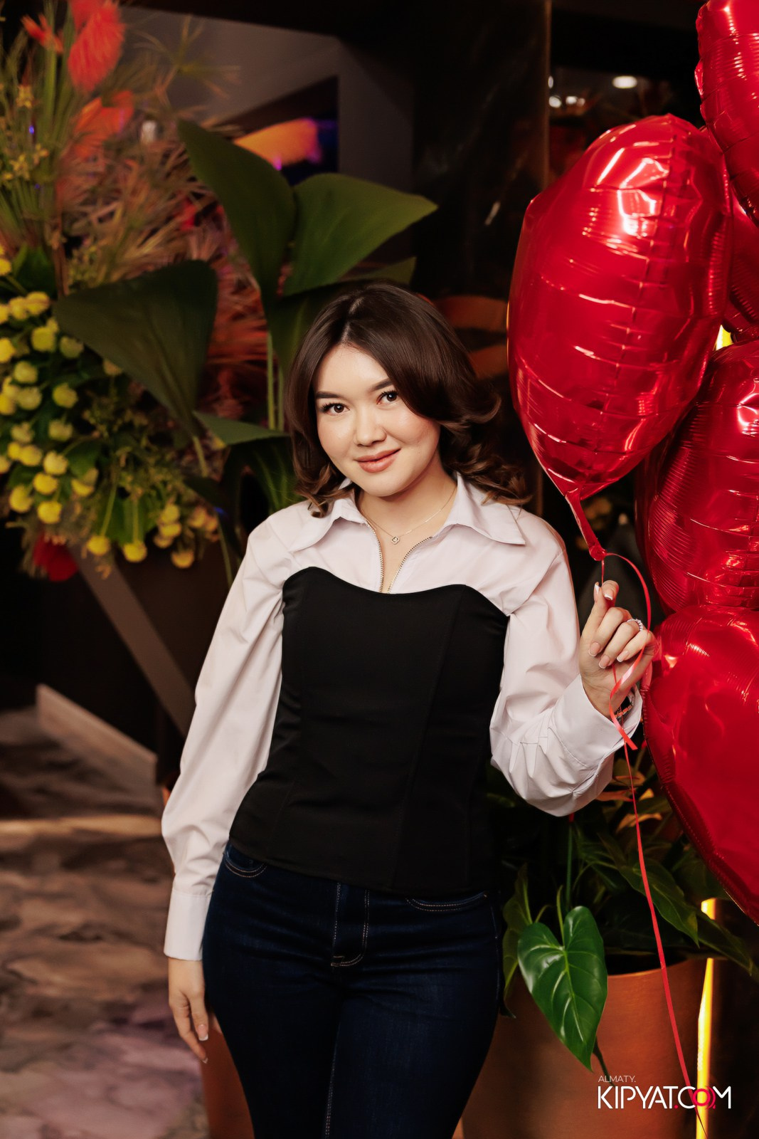 БАР ПАНАЕХАЛИ НА ДОСТЫК. КИПЯТКОМ АЛМАТЫ!