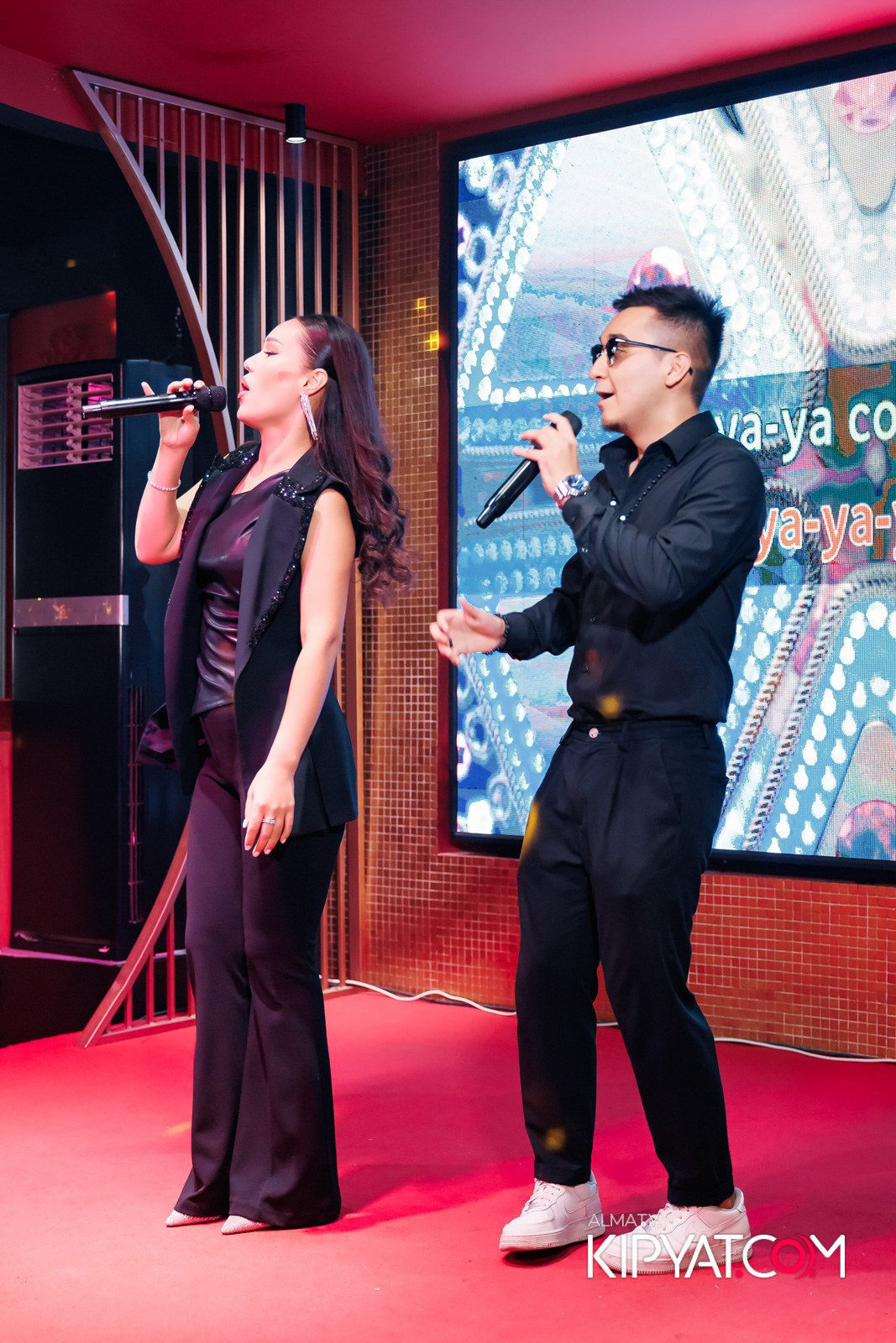 ЗАЯ, НА БИС. КИПЯТКОМ АЛМАТЫ!