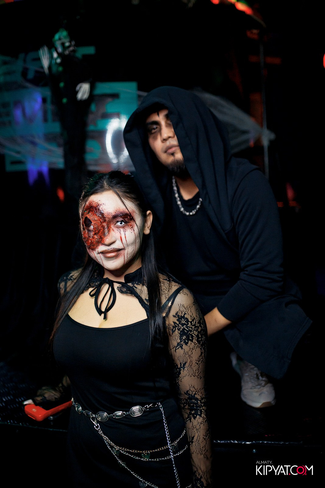 UYAT EMES BAR. КИПЯТКОМ АЛМАТЫ!