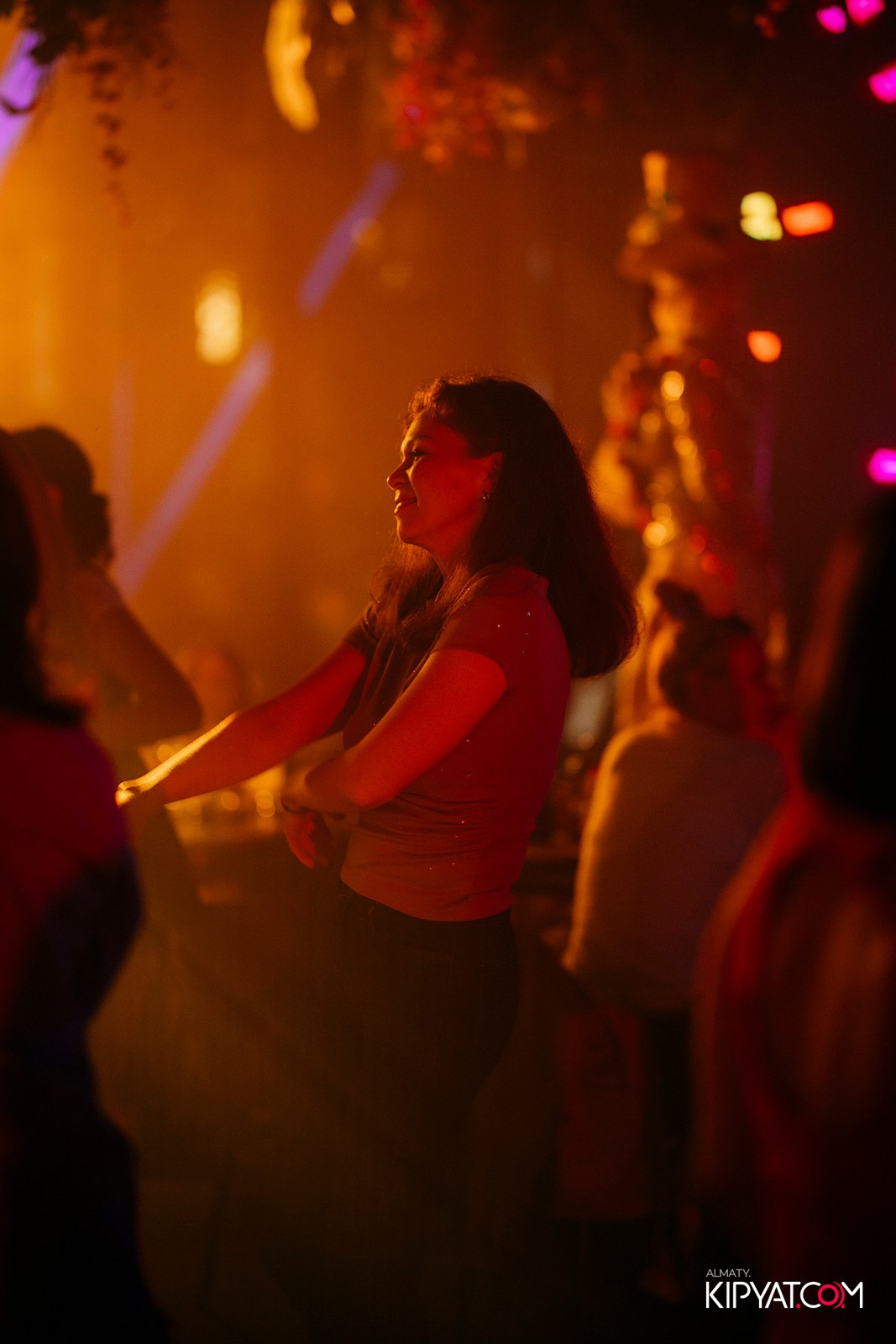 FRIENDS BAR & TERRACE. КИПЯТКОМ АЛМАТЫ! Фотосъемка мероприятий в Алматы