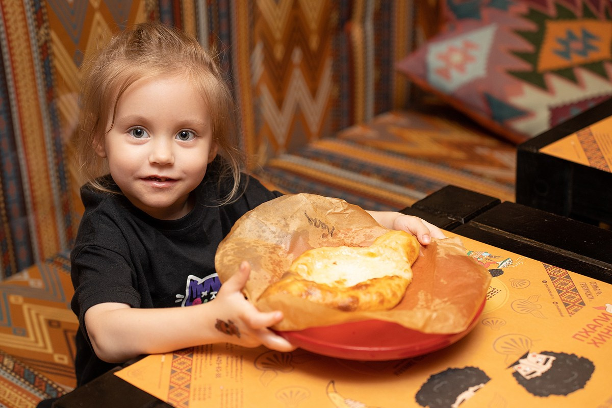 Кулинарный мастер-класс в «Пхали-Хинкали». Фотограф Мария Ковкова