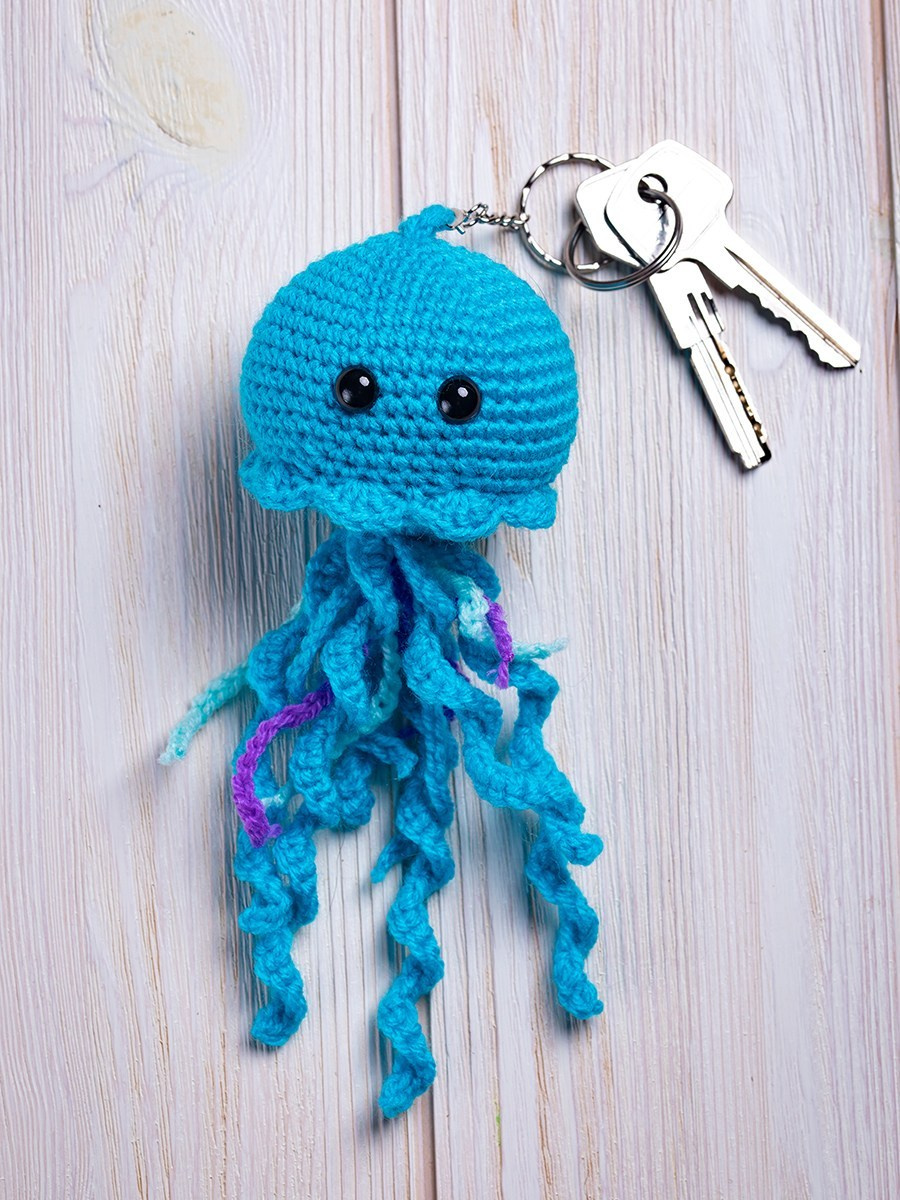 Профессиональная предметная фотосъемка брелков в Москве и Московской области. Фотостудия в Москве LUXARTPHOTO