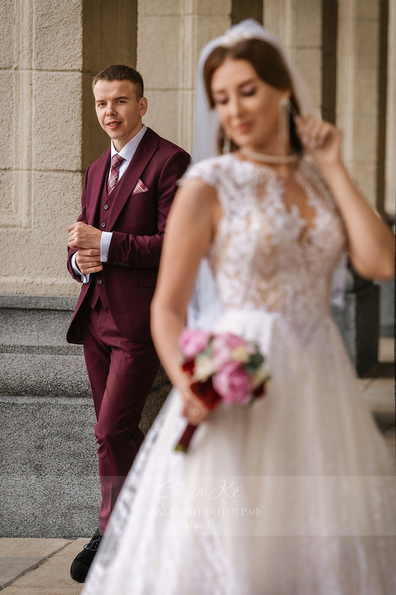 Свадебная фотосессия A&N в дождливую и пасмурную погоду в Новосибирске от профессионального фотографа Саши Кё. Свадебный, семейный и event фотограф в Новосибирске и Новосибирской области Саша Кё