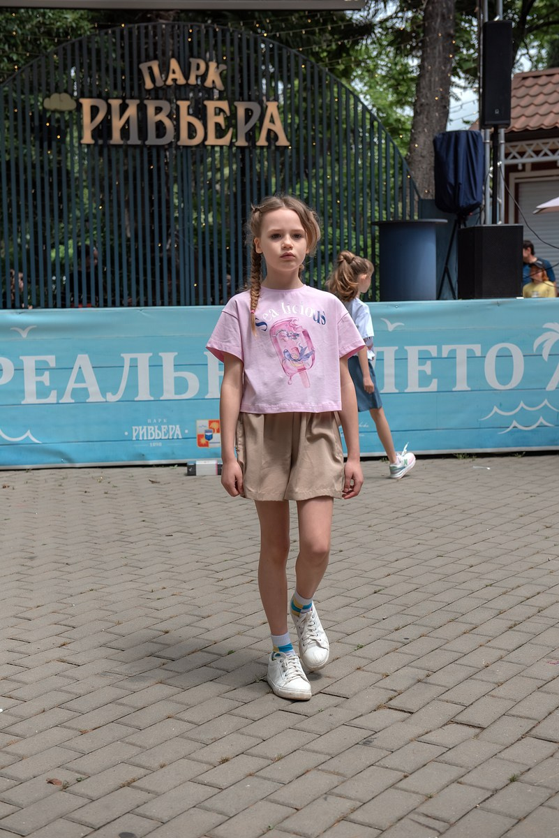Парк Ривьера дефиле HAPPYkids. Семейный и коммерческий фотограф в Сочи Александр Бодунов