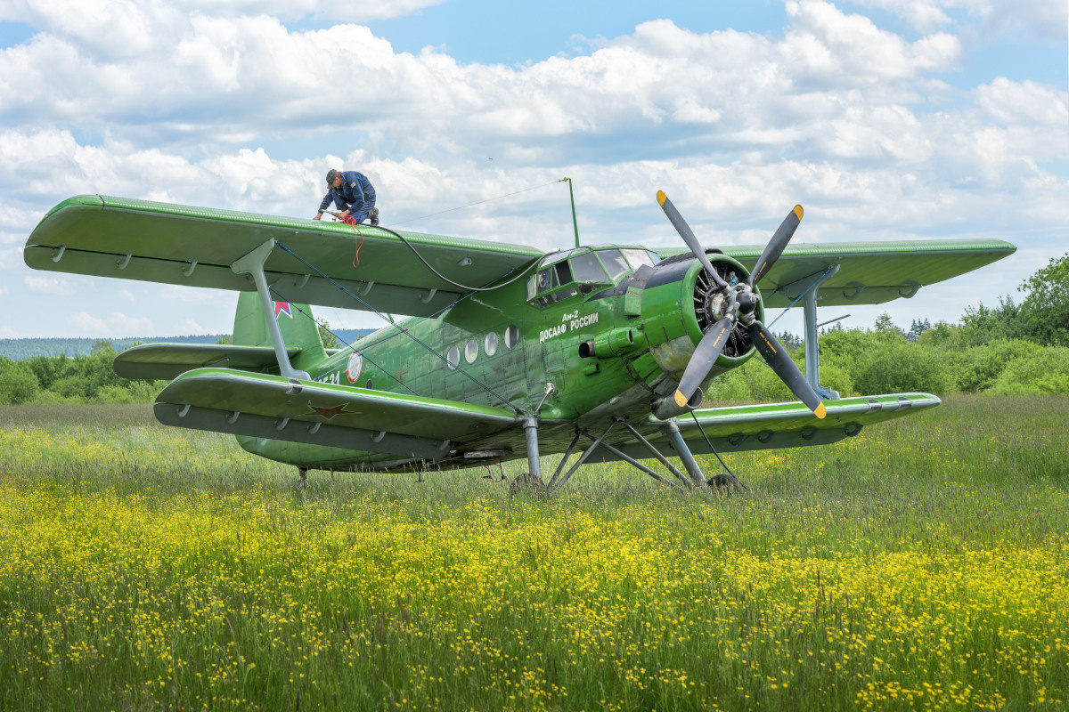 Фотографии видов из кабины самолёта, авиационной техники и лётчиков. Устремляясь ввысь… (фото от автора с ником Tom Fincher)