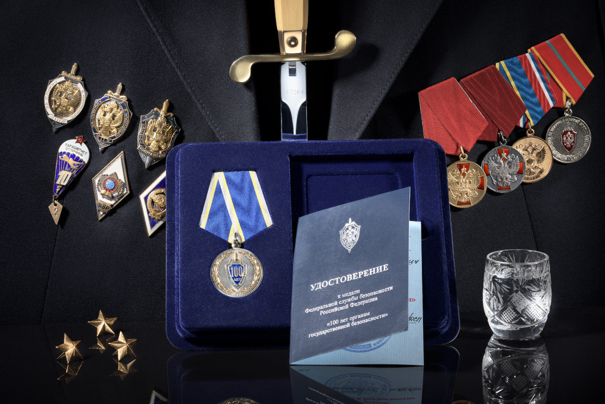 Художественный натюрморты, авторский стиль. Устремляясь ввысь… (фото от автора с ником Tom Fincher)