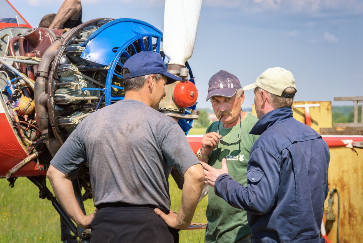 Фотографии видов из кабины самолёта, авиационной техники и лётчиков. Устремляясь ввысь… (фото от автора с ником Tom Fincher)