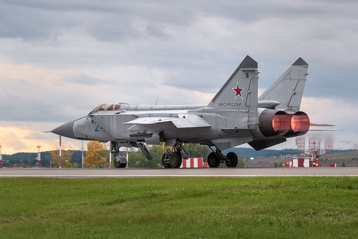 Фотографии видов из кабины самолёта, авиационной техники и лётчиков. Устремляясь ввысь… (фото от автора с ником Tom Fincher)