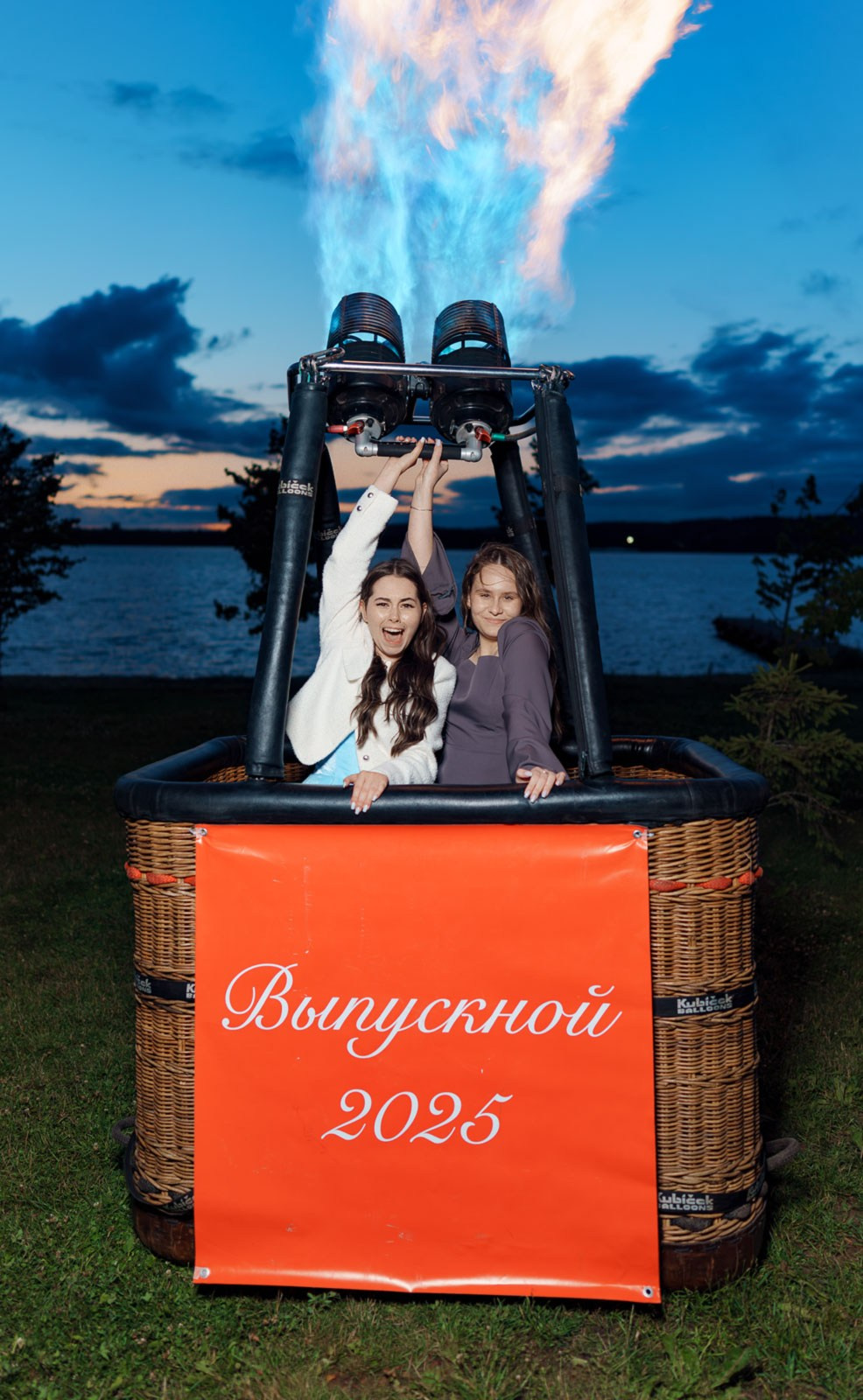 ВЫПУСКНЫЕ. Фотограф и видеограф для бизнеса в Москве — фуд, рестораны, интерьер, контент | Sizov Studio