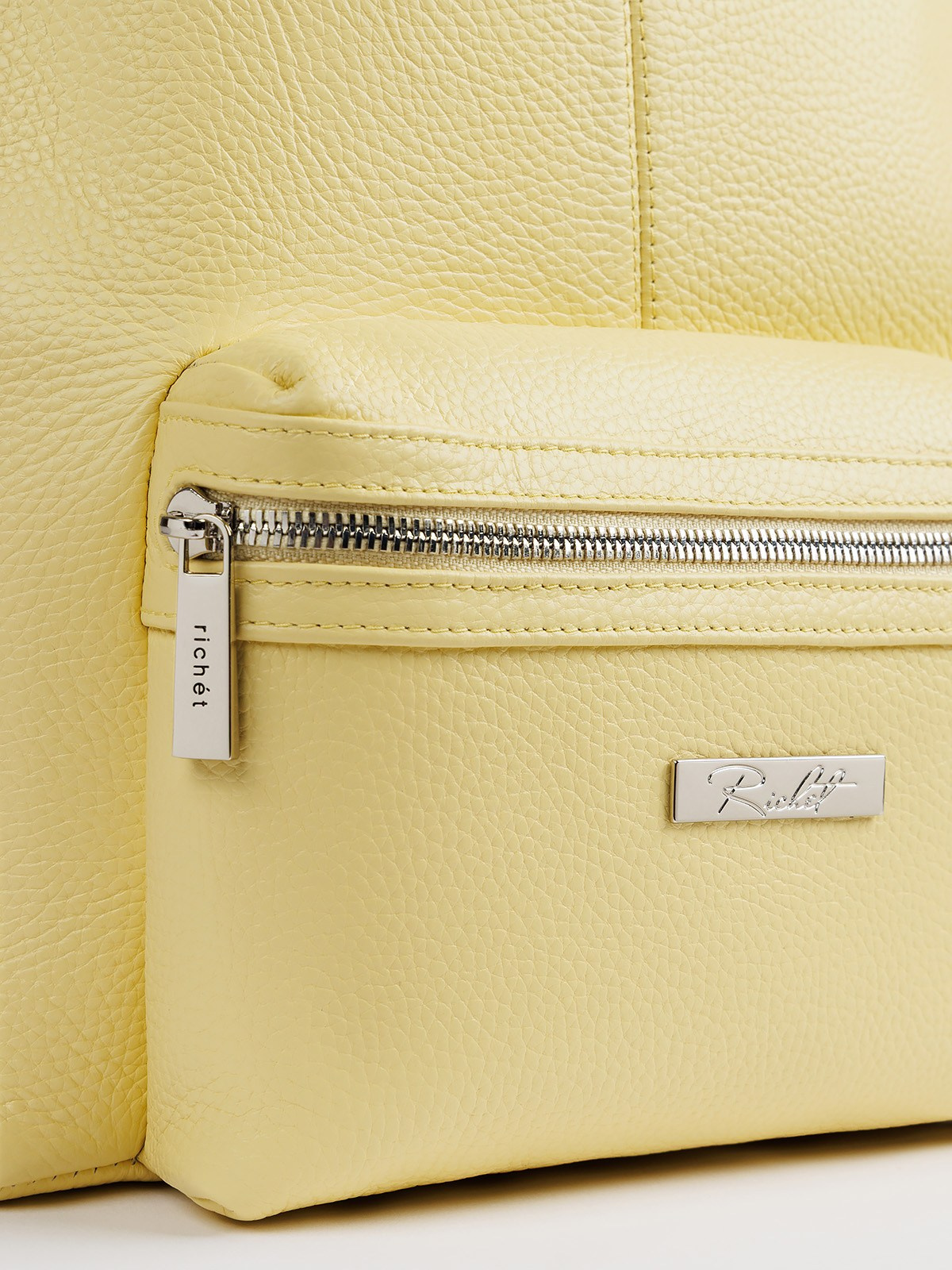 Съемка сумок в Москве. Предметный фотограф в Москве Вячеслав Тимошенко