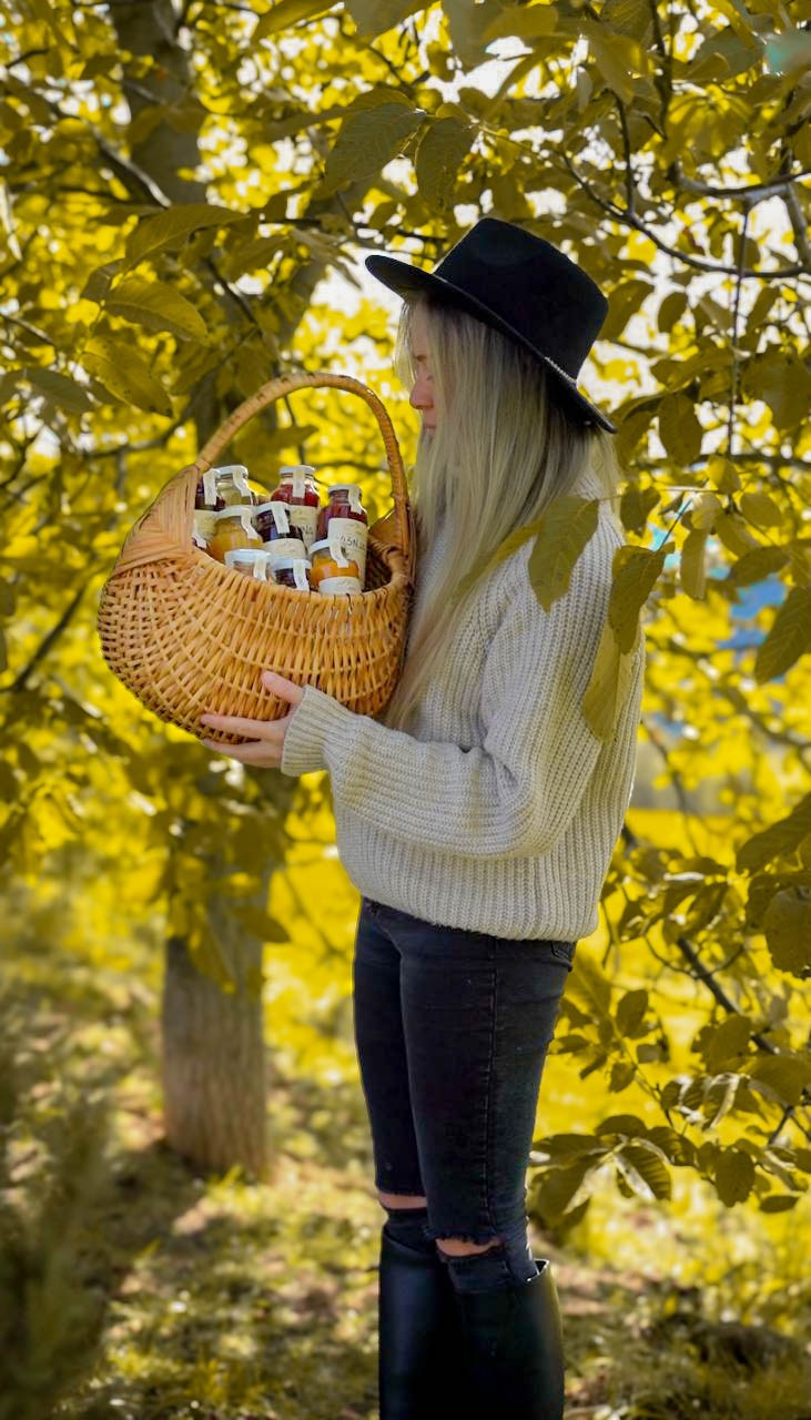 Green juice. Photographer Liana Sudets Serbia Kopaonik Brzece Brus