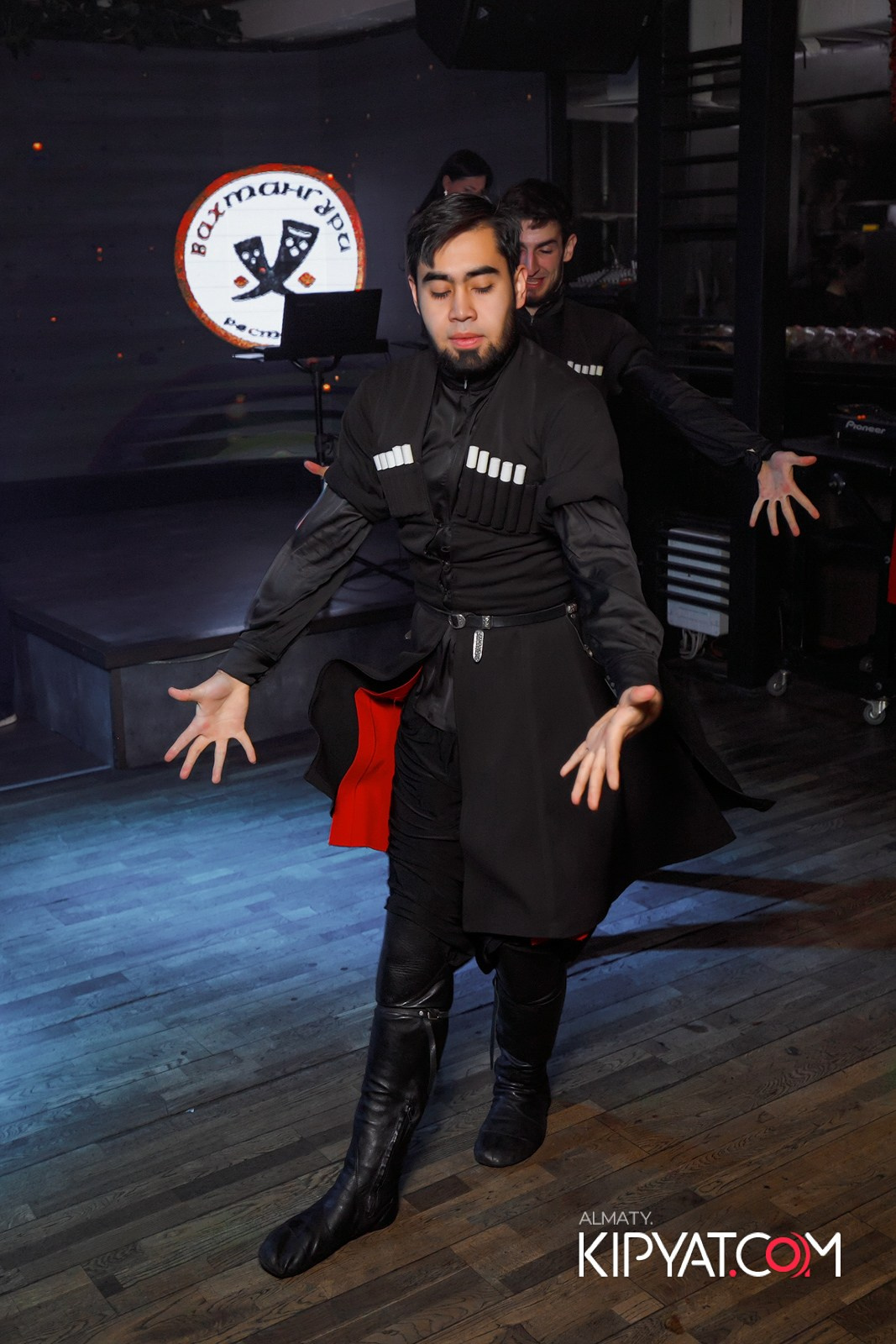 ВАХТАНГУРИ. КИПЯТКОМ АЛМАТЫ!