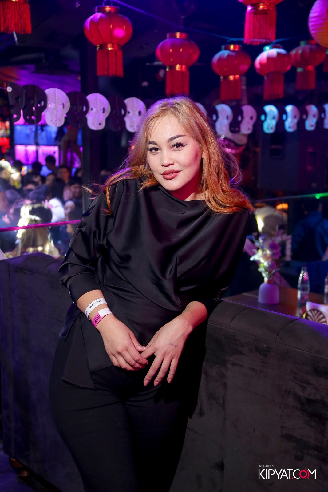 UYAT EMES BAR. КИПЯТКОМ АЛМАТЫ!