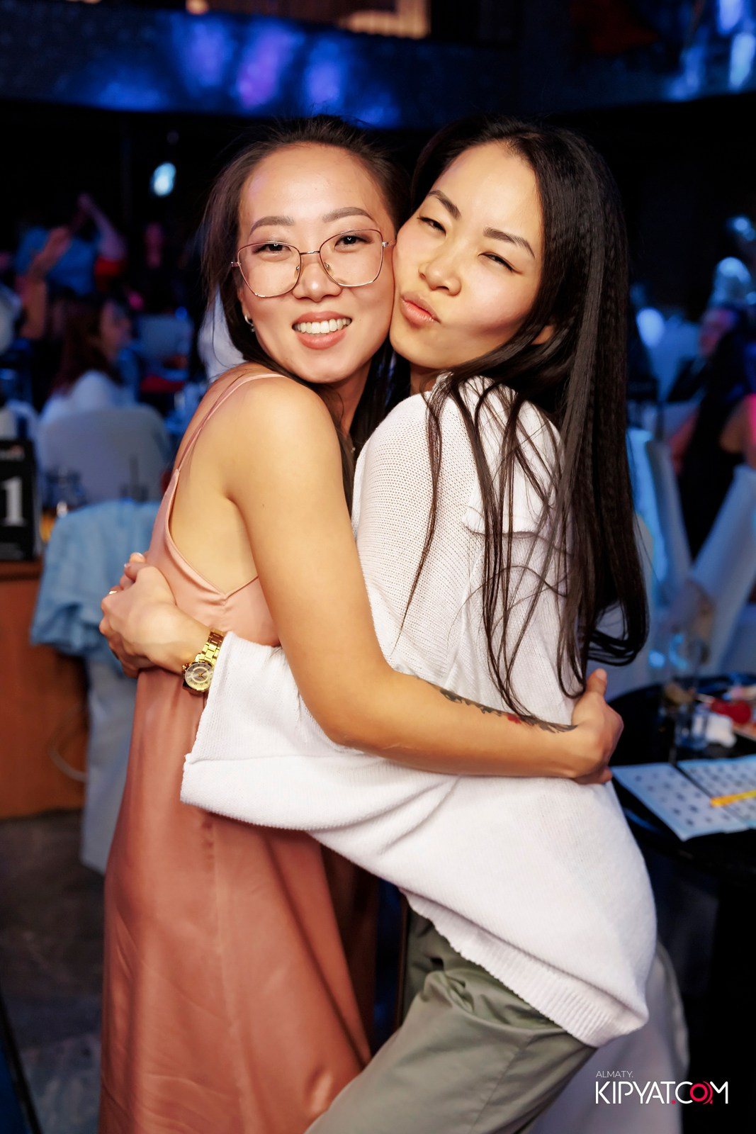 МУЗЫКАЛЬНОЕ ЛОТО В HIT RETRO. КИПЯТКОМ АЛМАТЫ!