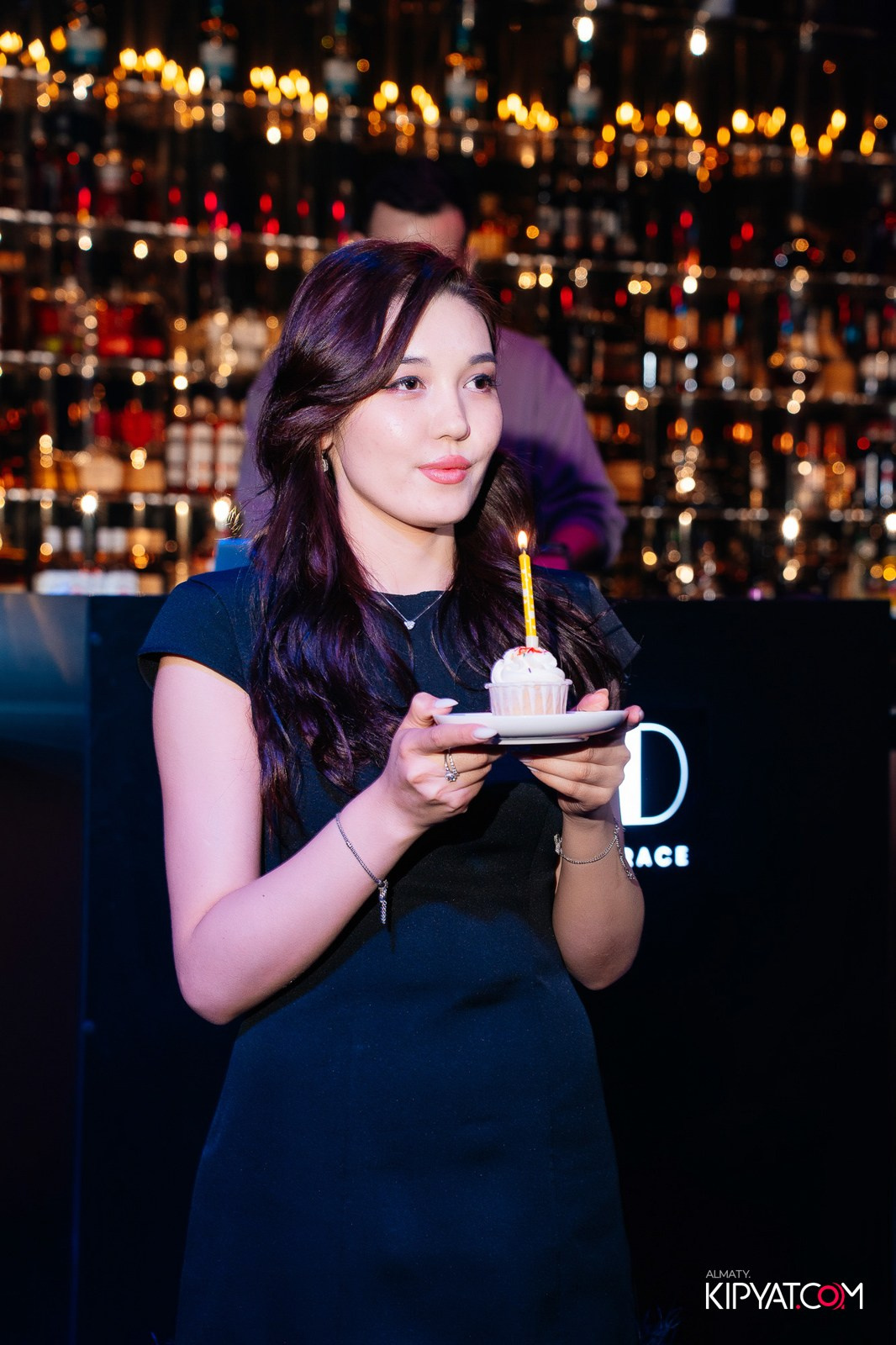 MOOD KARAOKE & TERRACE. КИПЯТКОМ АЛМАТЫ!