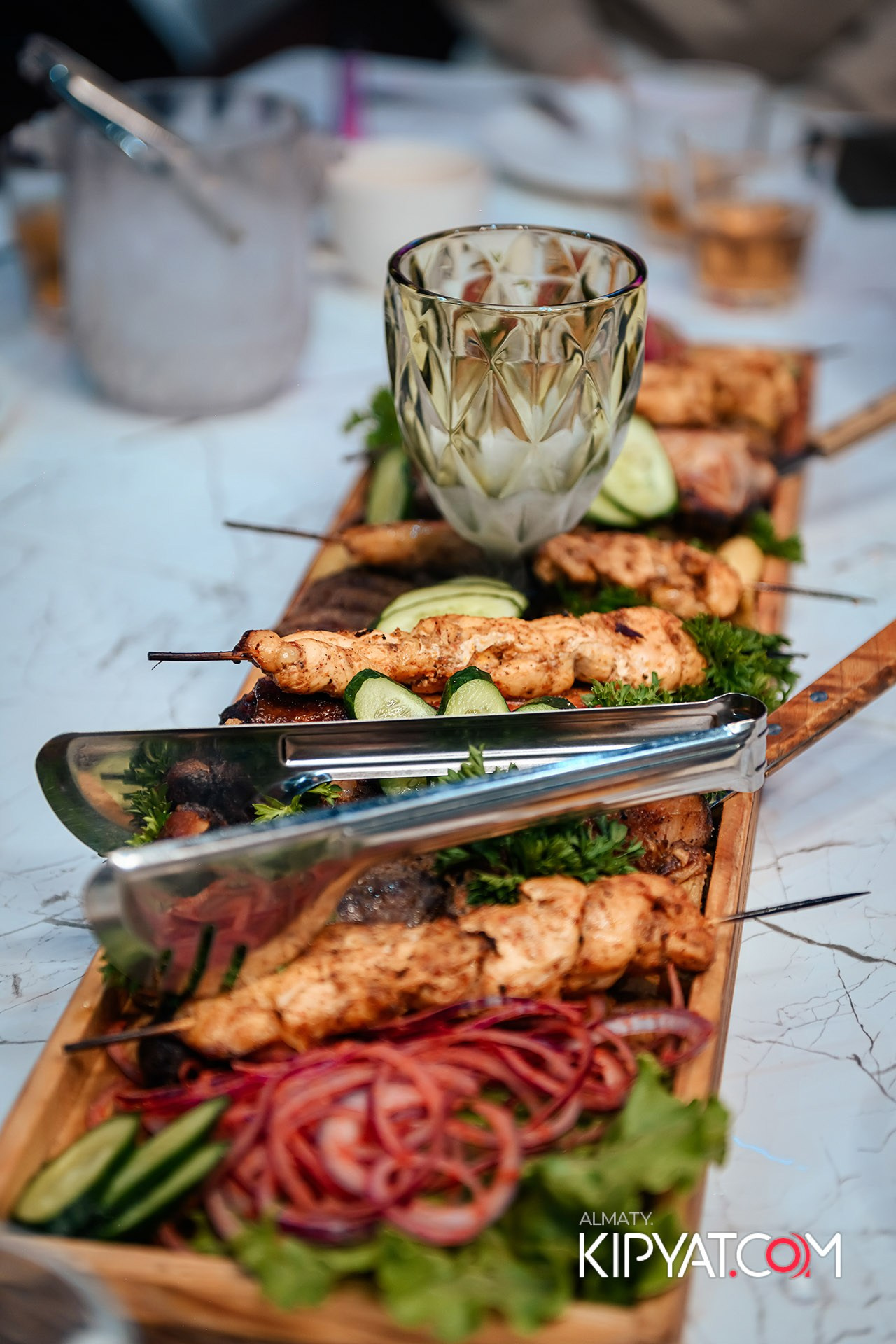 Рояль Cosmo. КИПЯТКОМ АЛМАТЫ!