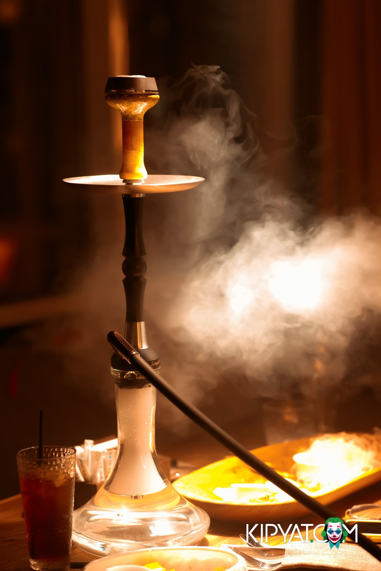 TO HE MOON LOUNGE & HOOKAN. КИПЯТКОМ АЛМАТЫ!