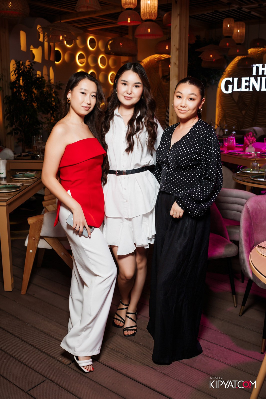 MOOD KARAOKE & TERRACE. КИПЯТКОМ АЛМАТЫ!