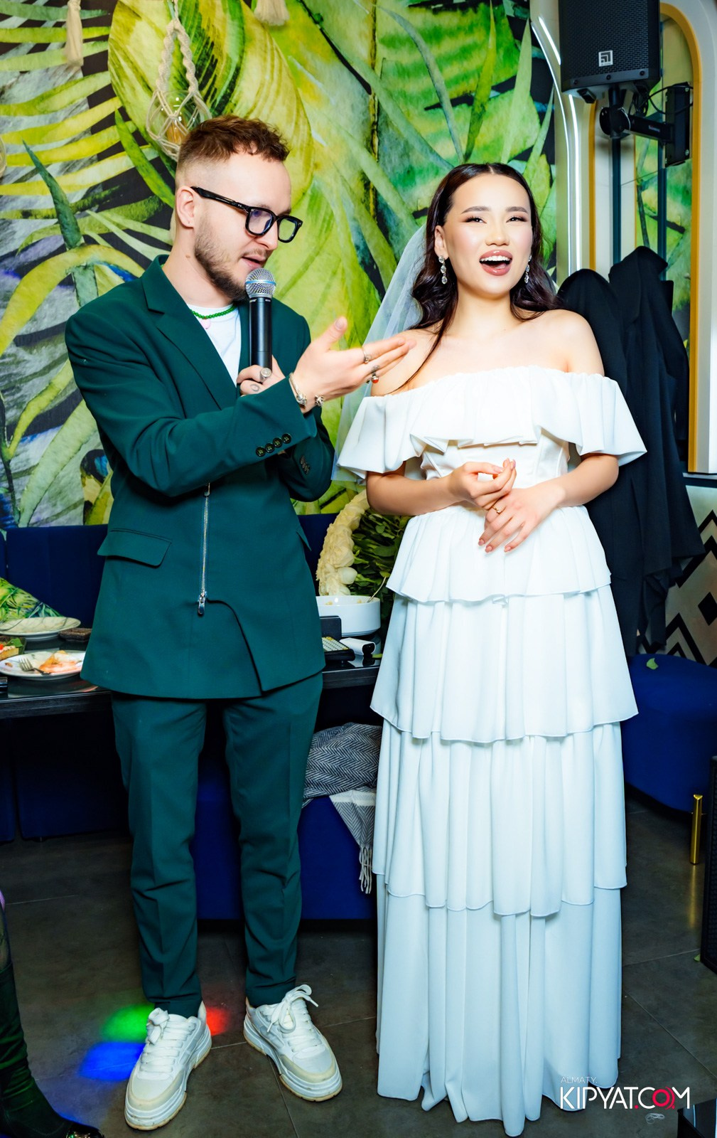 MOOD KARAOKE & TERRACE. КИПЯТКОМ АЛМАТЫ!