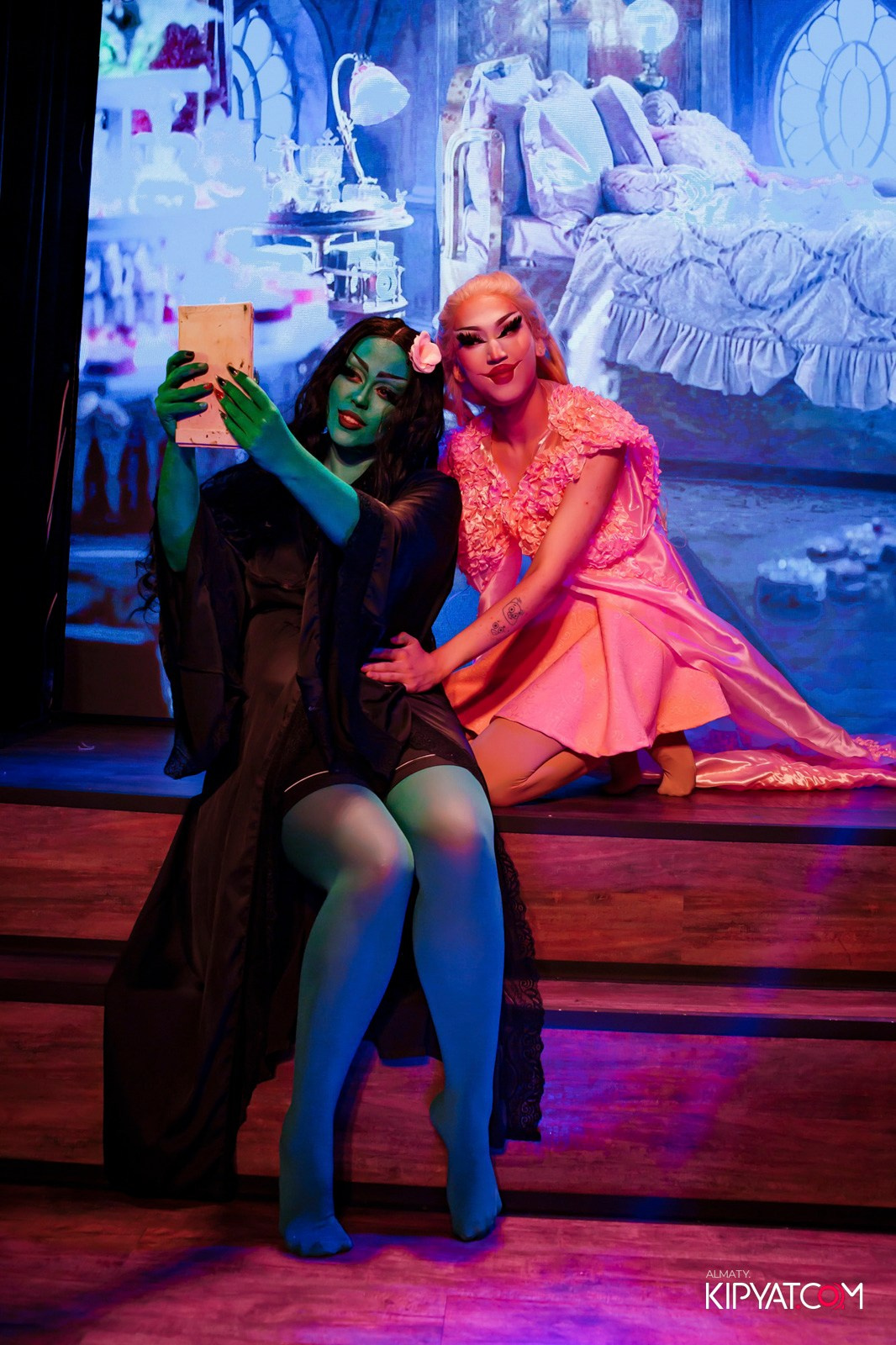 НОЧНОЙ КЛУБ ICON. КИПЯТКОМ АЛМАТЫ!