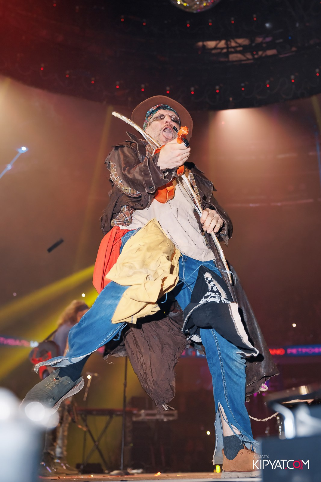 КОНЦЕРТ CELE RETRO FEST VI. КИПЯТКОМ АЛМАТЫ!