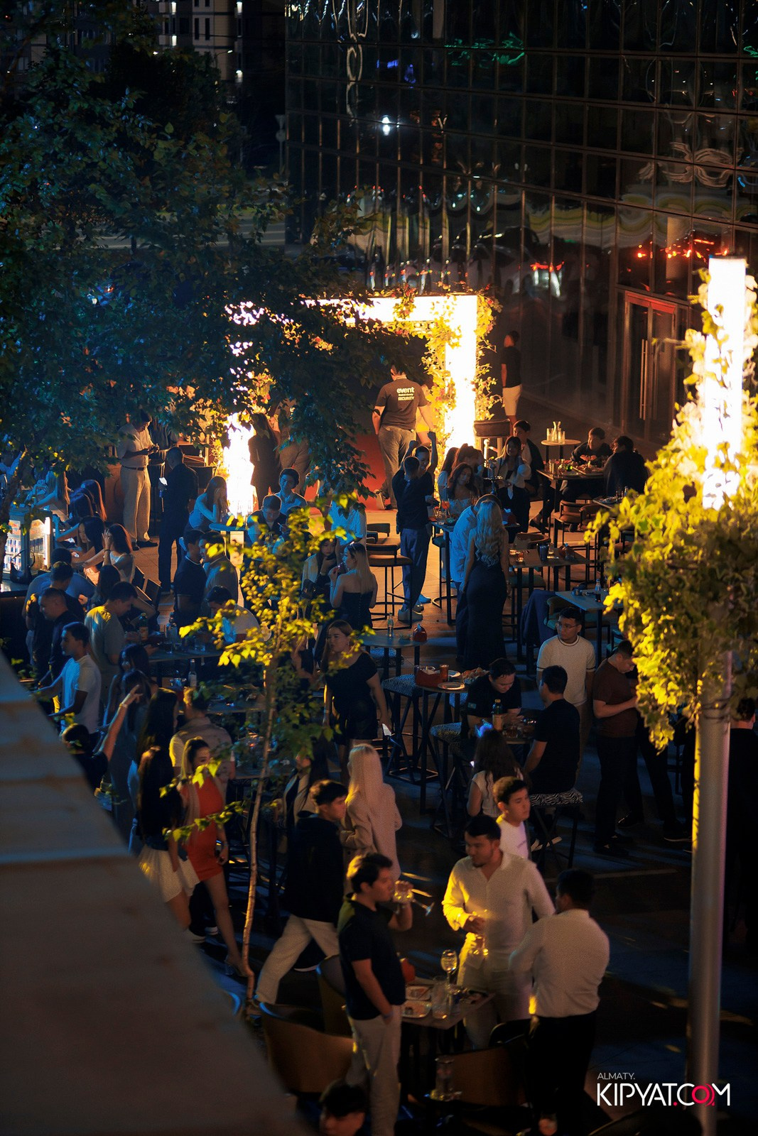 EVENT BAR. КИПЯТКОМ АЛМАТЫ!